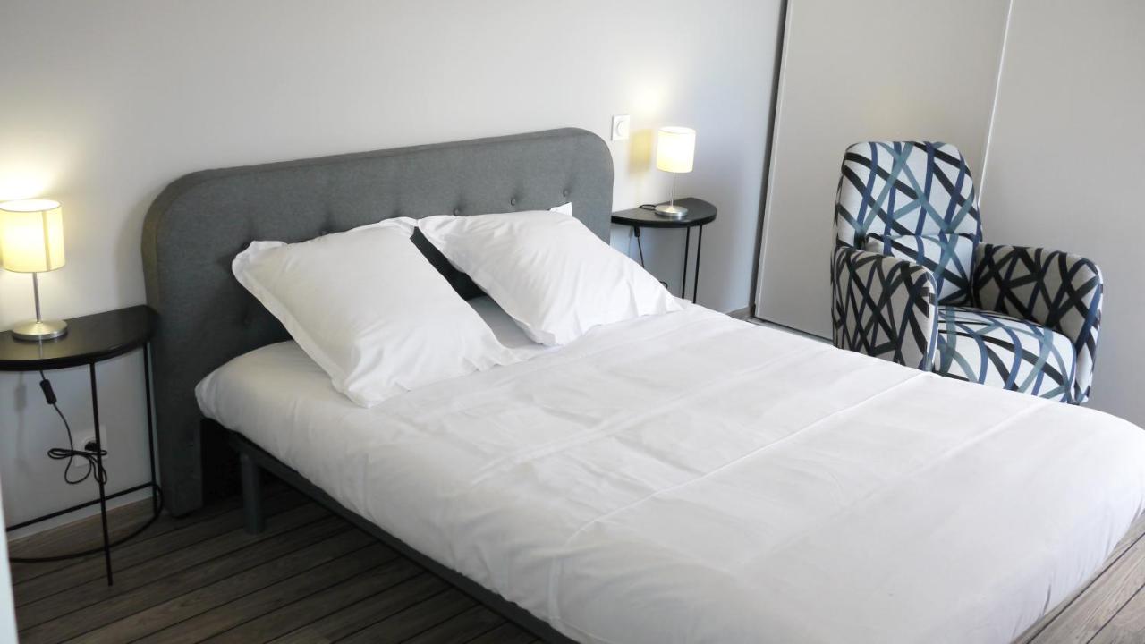 Hotel Le Square Saint-Pierre-d'Oleron Kültér fotó