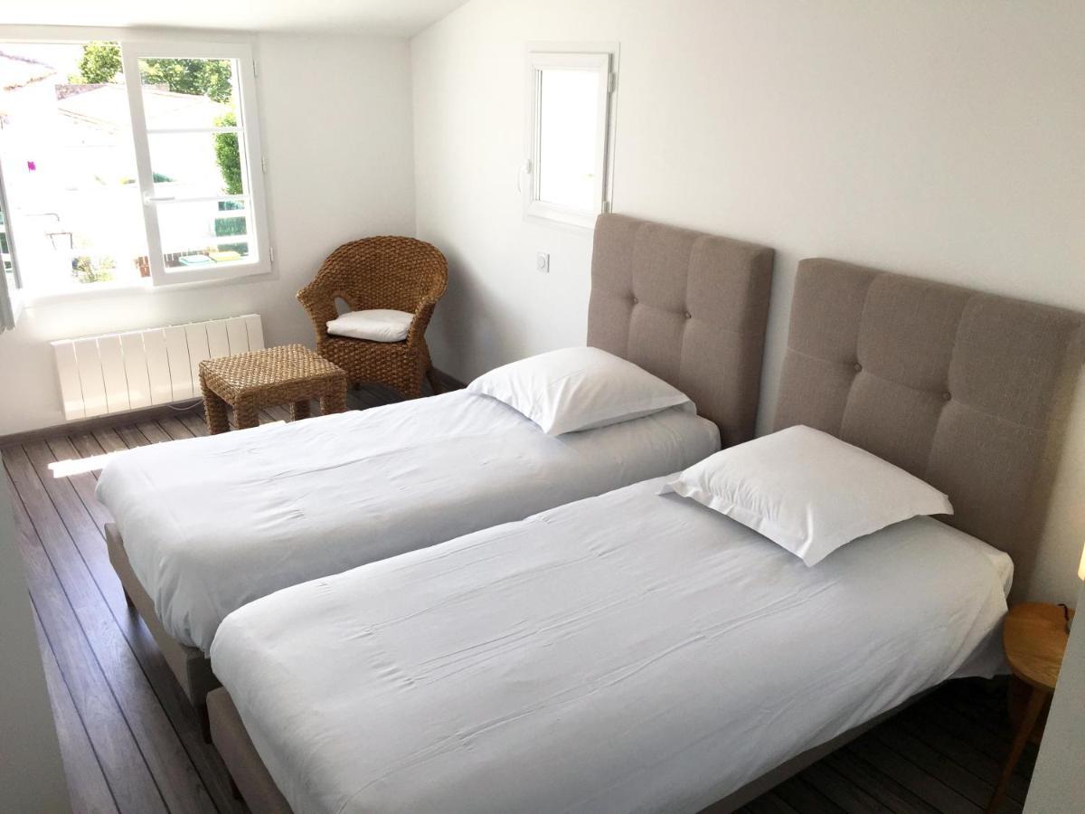 Hotel Le Square Saint-Pierre-d'Oleron Kültér fotó