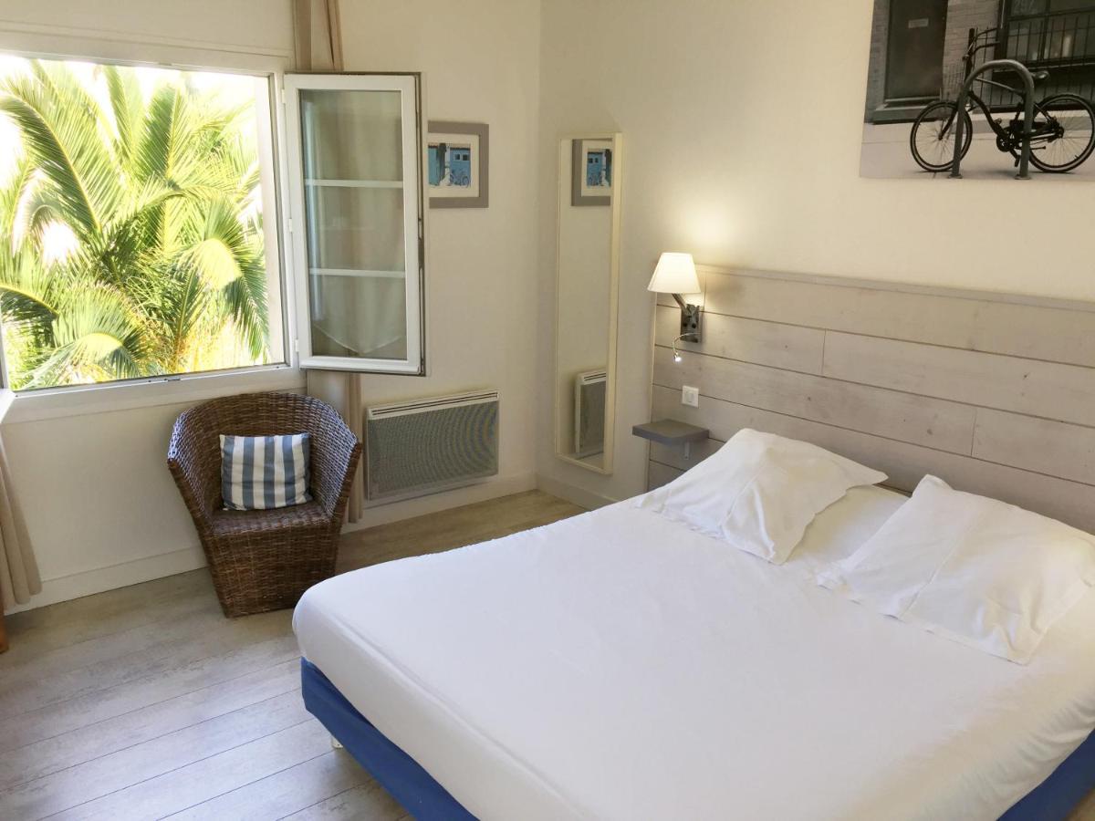 Hotel Le Square Saint-Pierre-d'Oleron Kültér fotó