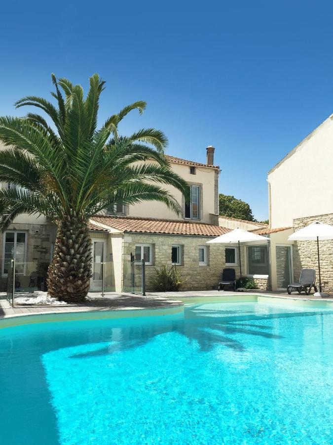 Hotel Le Square Saint-Pierre-d'Oleron Kültér fotó