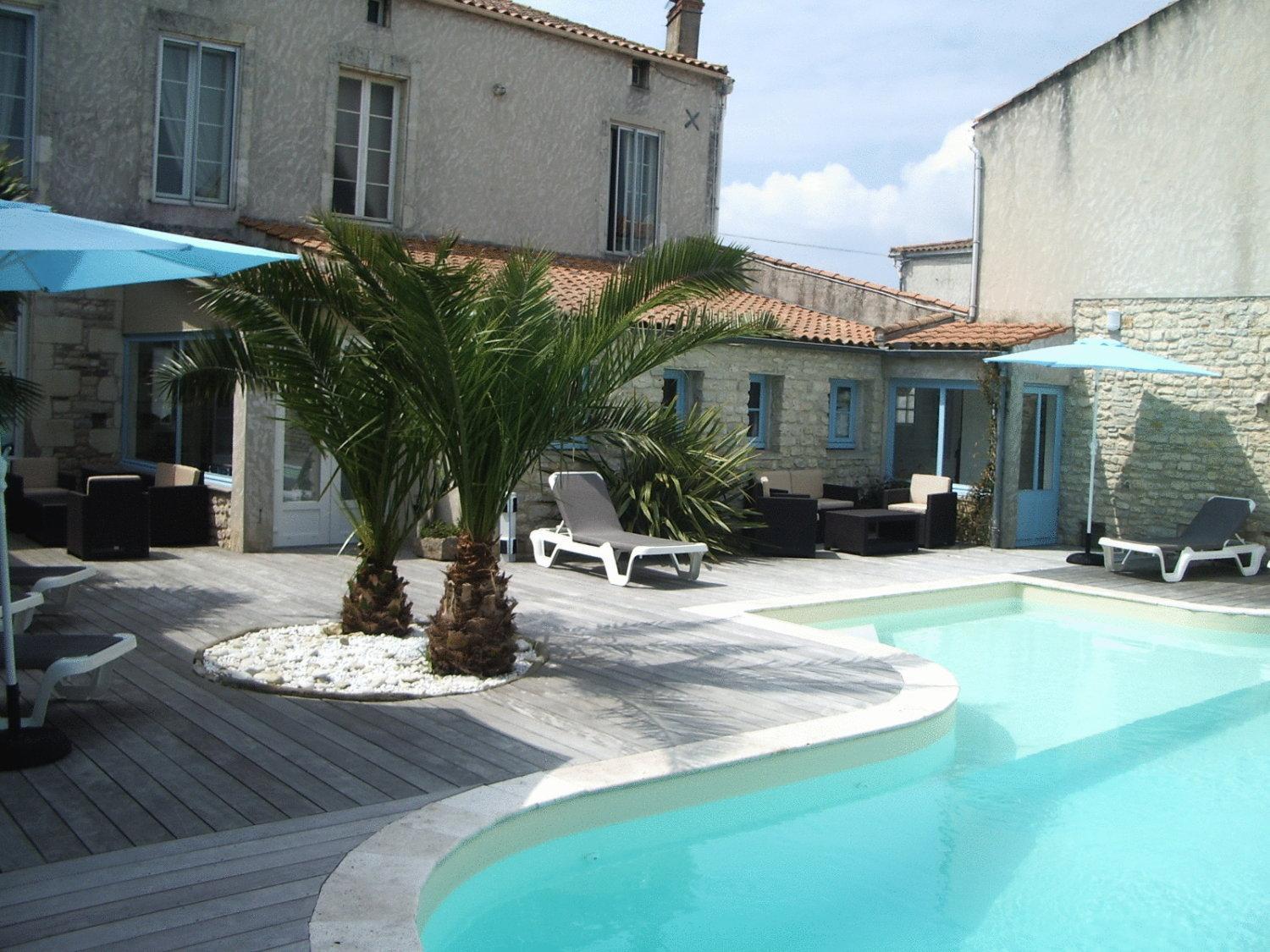 Hotel Le Square Saint-Pierre-d'Oleron Kültér fotó